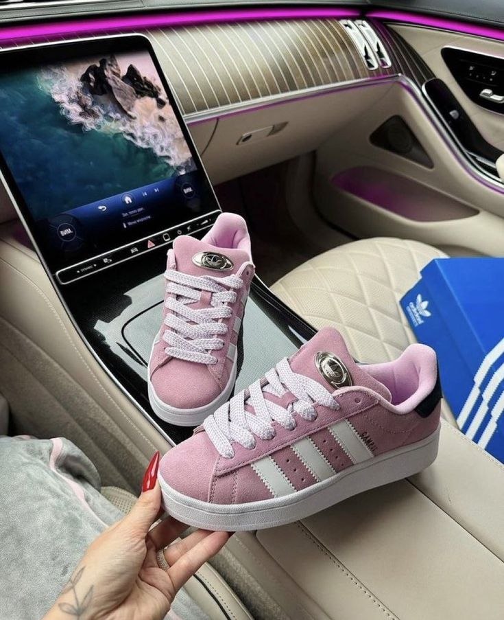 Adidas Trainers List – Lien Hacoo · photo 4