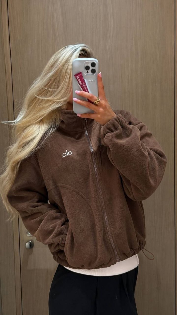 Veste Alo Yoga – Lien Hacoo · photo 3