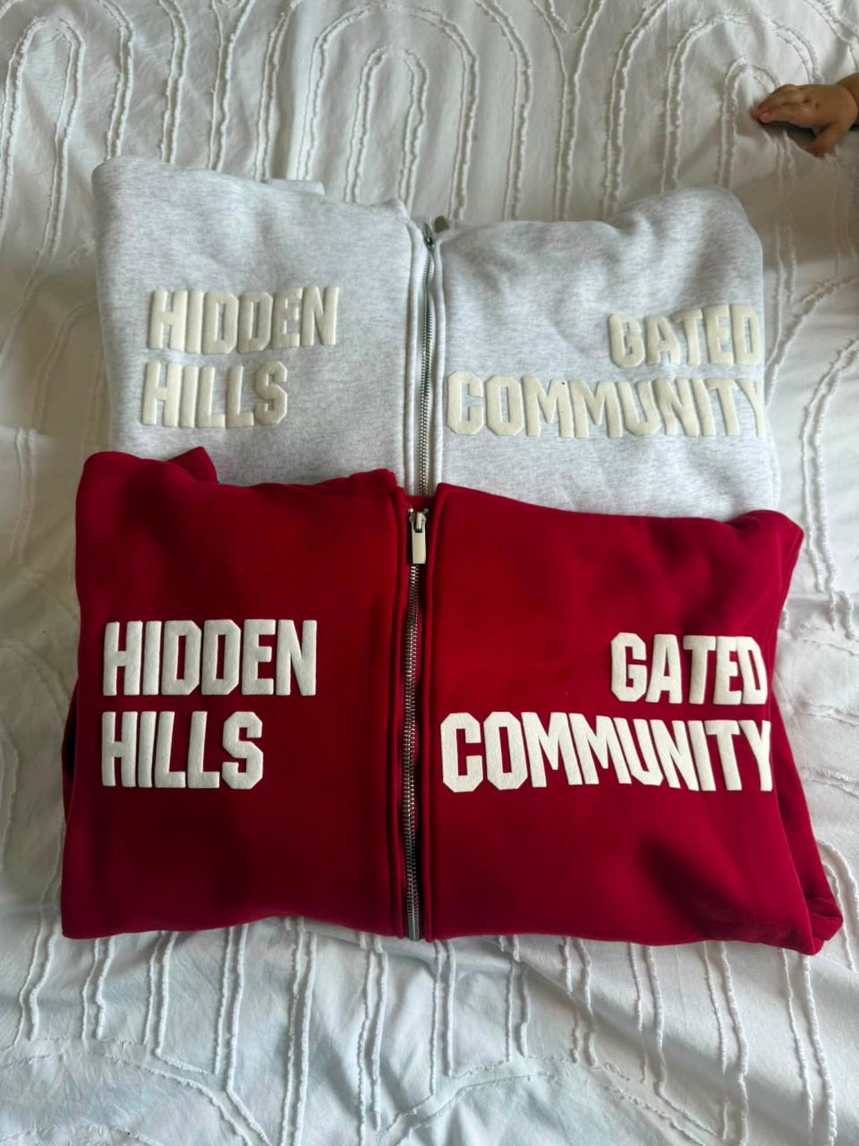 Sweat à capuche Hidden Hills – Lien Hacoo · photo 2