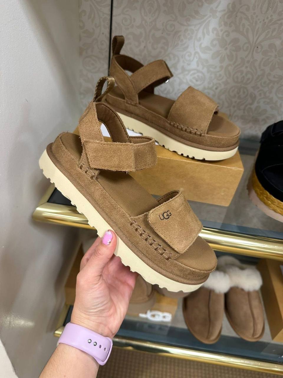 Ugg Goldenstar szandál – Hacoo link · fotó 4