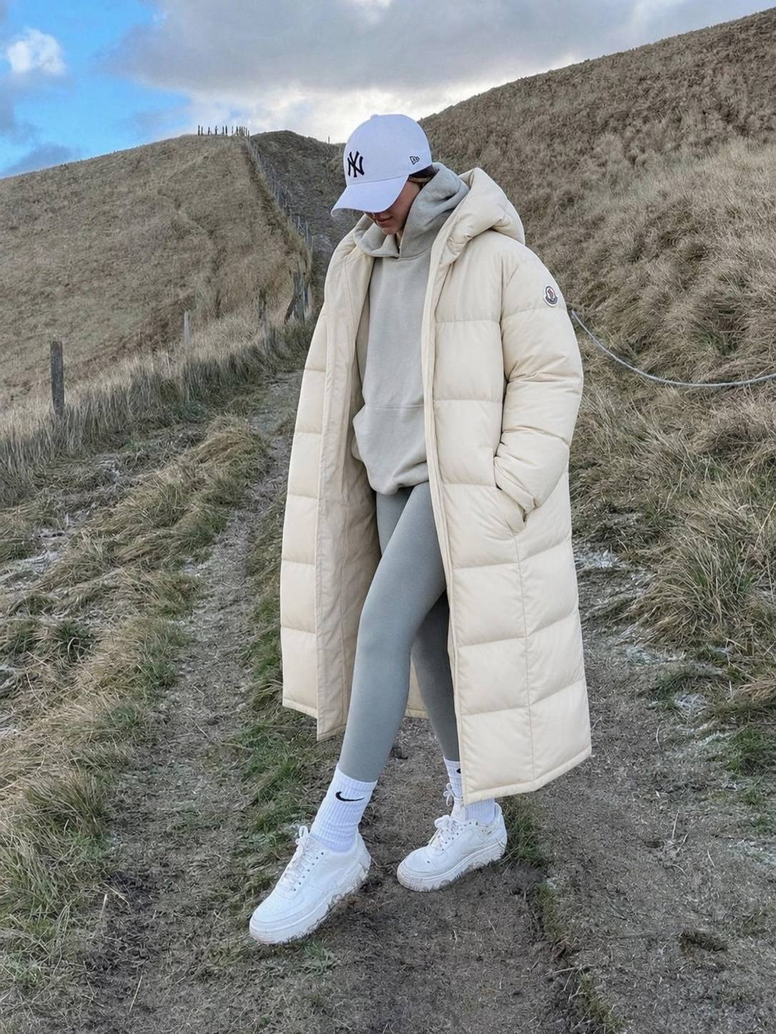 Moncler Clothing List – Hacoo-Link · Foto 2