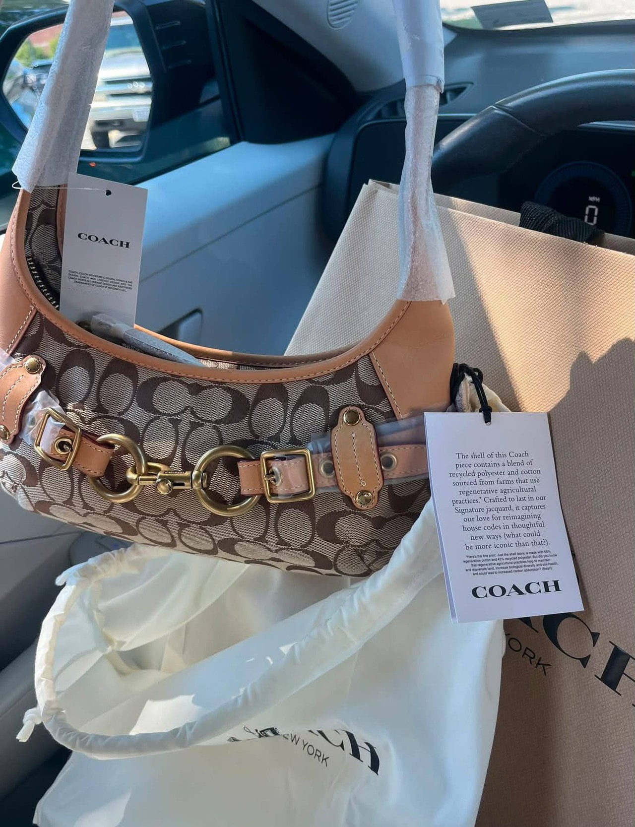 Coach handbag – Hacoo link