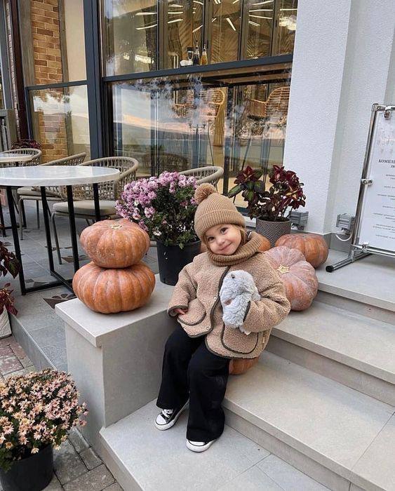 Ugg – Lien Hacoo · photo 3