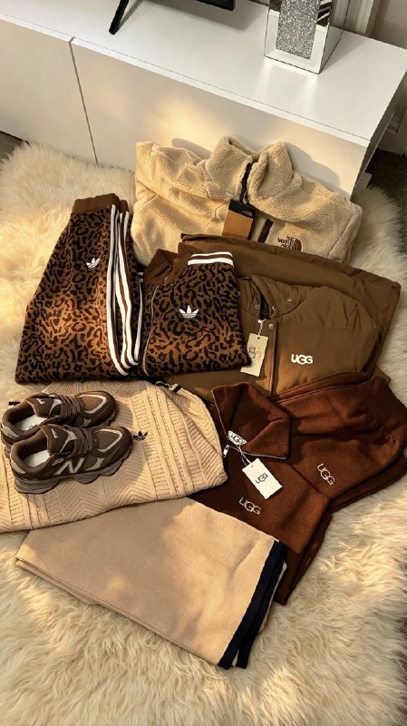 Forro polar The North Face · Ropa UGG · Chándal Adidas · New Balance 9060 – Hacoo-Link · Foto 5