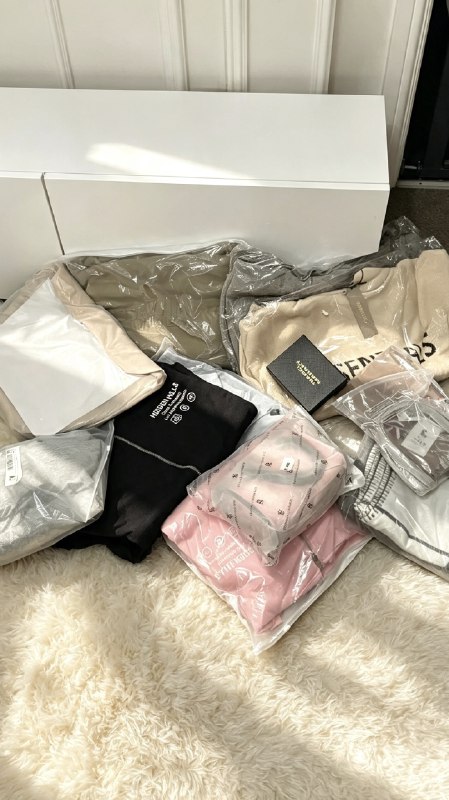 Essential · Hidden Hills · Scuffers · Alo – Lien Hacoo