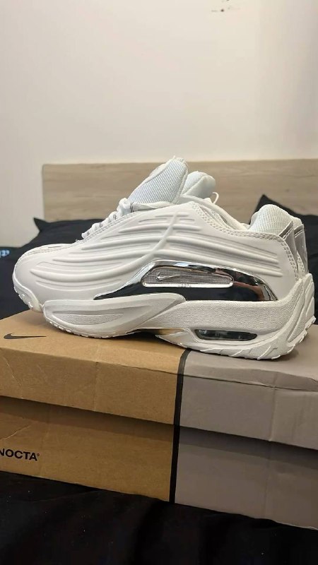 Baskets Nike Nocta – Lien Hacoo · photo 2