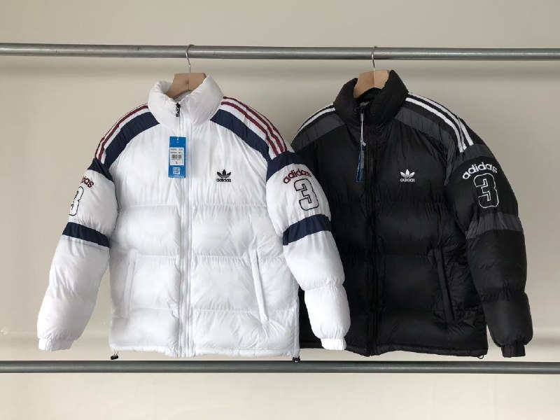 Canada Goose · The North Face · The North Face Puffer de peluche · Moncler – Hacoo-Link · Foto 6