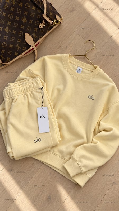 Alo Yoga tracksuit – Hacoo link