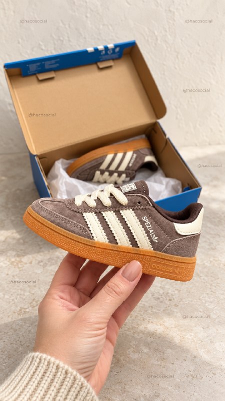 Baskets Adidas – Lien Hacoo · photo 2