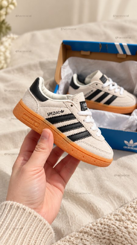 Baskets Adidas – Lien Hacoo · photo 3
