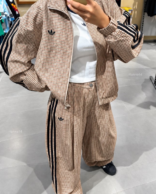 Adidas Trainingsanzug – Hacoo-Link · Foto 2
