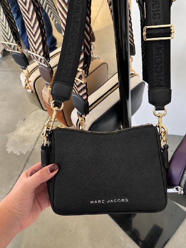 Marc Jacobs crossbody bag – Hacoo link