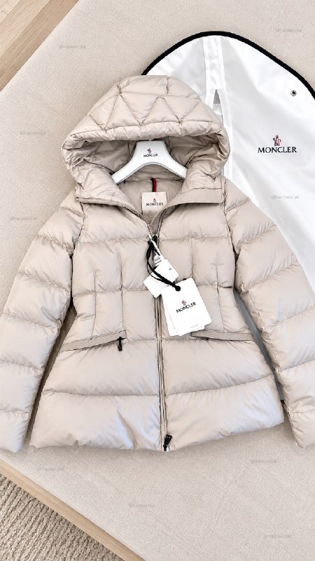Doudoune Moncler – Lien Hacoo