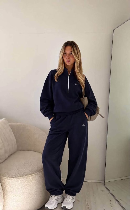 Alo Yoga tracksuit – Hacoo link · photo 2