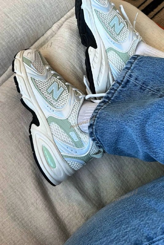 New Balance 9060 · New Balance 530 · New Balance 1906R · New Balance 327 – Hacoo link · photo 2