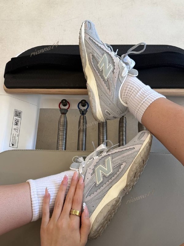New Balance 204 L sneakers – Hacoo link · photo 5