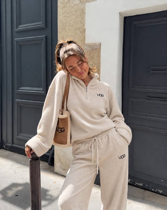 Ugg tracksuit – Hacoo link · photo 2