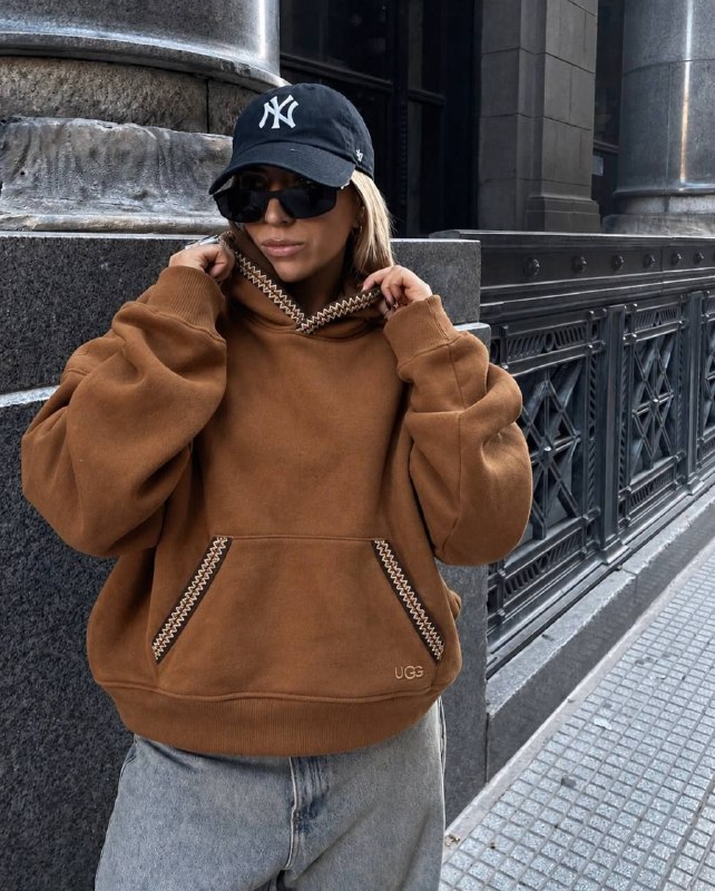 Ugg sweatshirt – Hacoo link · photo 2