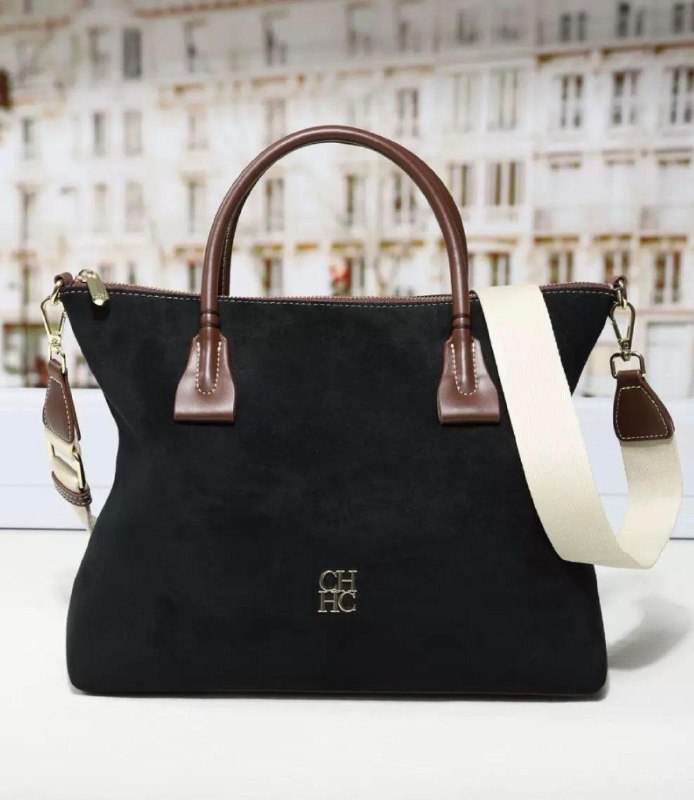 Carolina Herrera handbag – Hacoo link