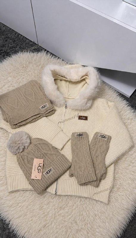 Ugg Clothes · ugg Hat / Guantes / Gorro Conjunto · ugg Calcetines · adidas Conjunto (8.) – Hacoo link · photo 2