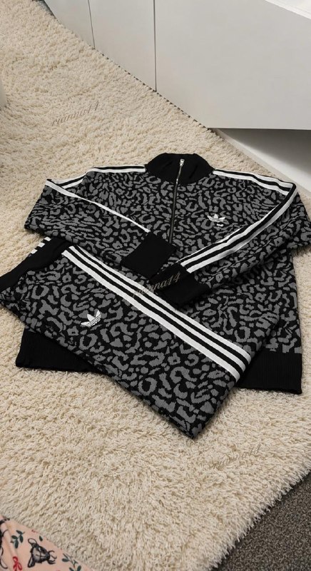 Ugg Clothes · ugg Hat / Guantes / Gorro Conjunto · ugg Calcetines · adidas Conjunto (8.) – Hacoo link · photo 7