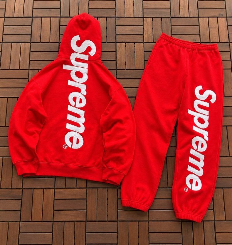 Supreme tracksuit – Hacoo link