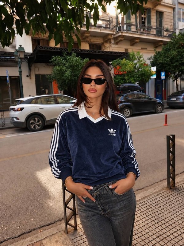 Adidas sweatshirt – Hacoo link · photo 4
