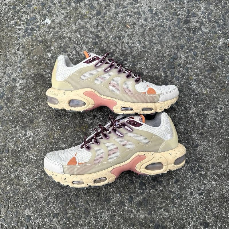 Nike Air Max sneakers – Hacoo link