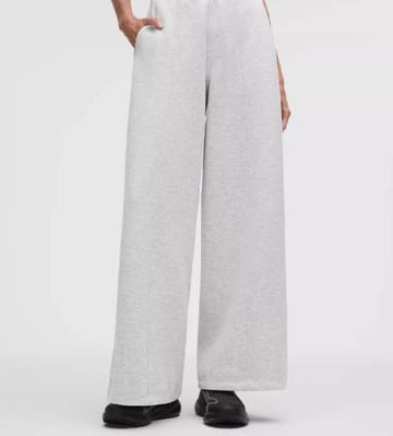 Lululemon trousers