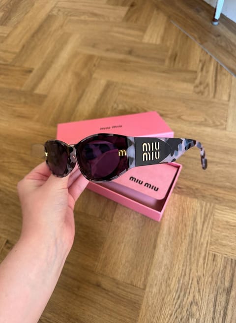 Miu Miu sunglasses – Hacoo link