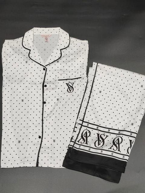Pyjama Victoria’s Secret – Lien Hacoo