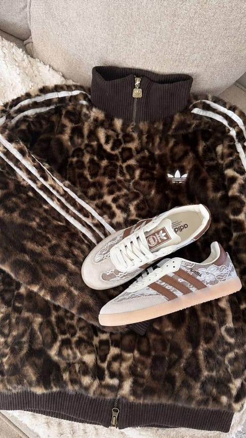 Adidas List – Lien Hacoo