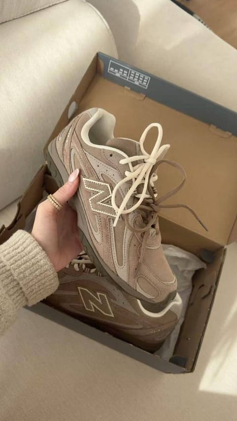 Sneakers New Balance 204 L – Link Hacoo