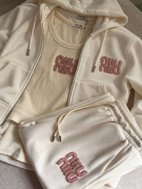 Miu Miu tracksuit – Hacoo link