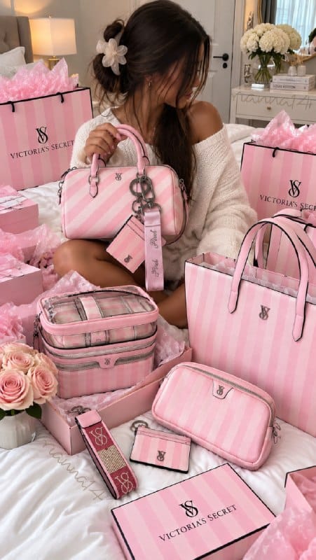 Victoria’s Secret Pijamas / Zapatillas de casa · Victoria’s Secret Bolsos grandes · Victoria’s Secret Neceser · Victoria’s Secret Cartera – Hacoo link
