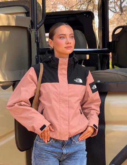 The North Face jacket – Hacoo link