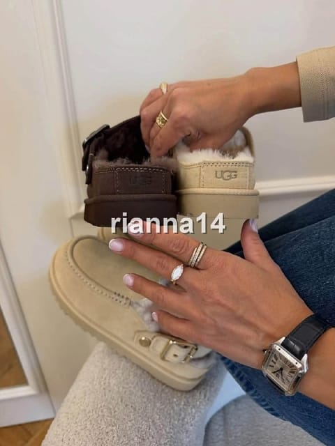 Ugg slippers – Hacoo link