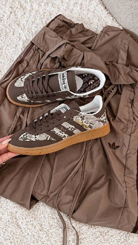 Adidas · Adidas Handball Spezial – Hacoo link