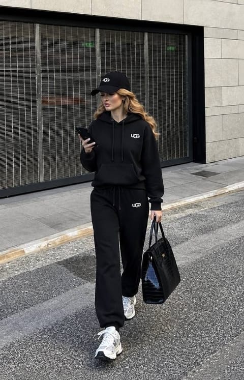 Ugg sweatshirt – Hacoo link