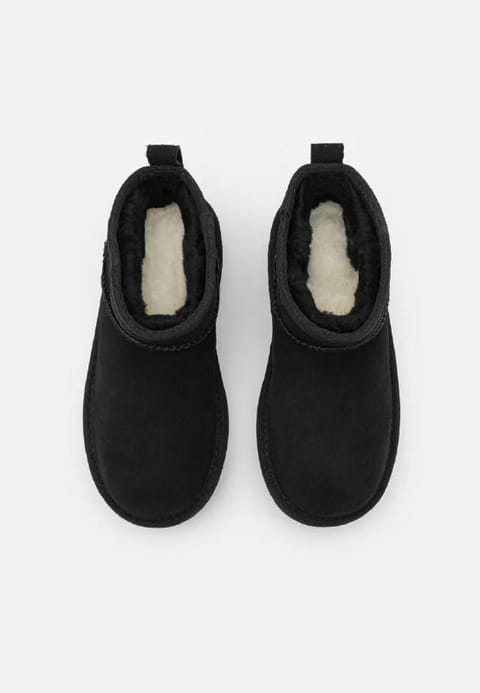 Ugg slippers – Hacoo link