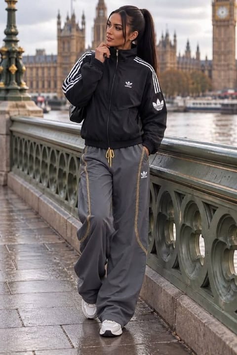 Adidas tracksuit – Hacoo link